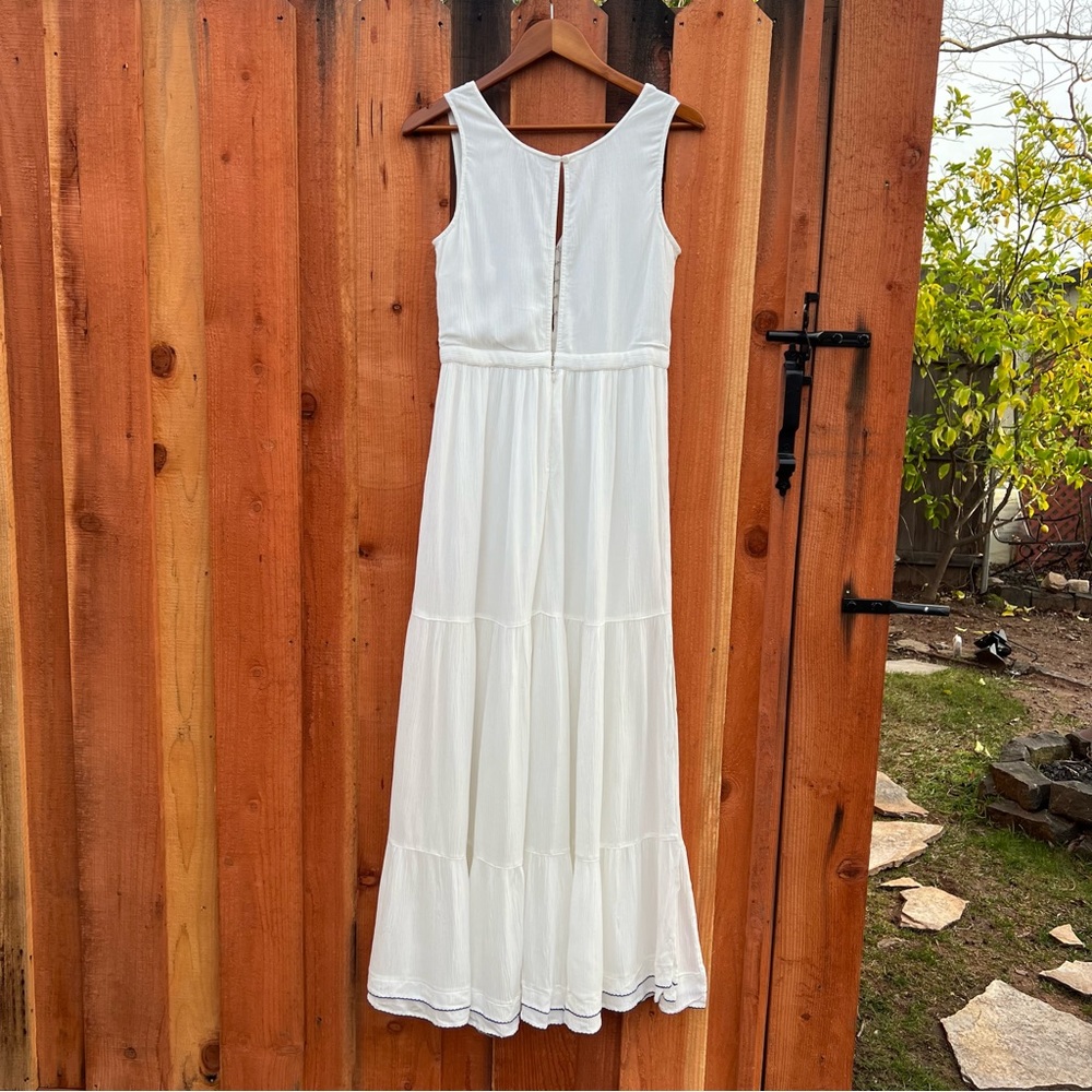 White Bohemian Floral Embroidered Gauzy Maxi Dress 🌿 - Picture 10 of 15